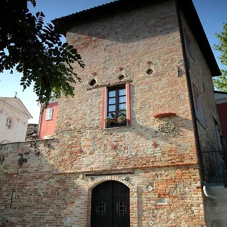 Aparthotel La Rocca Di Efisio Costigliole d'Asti