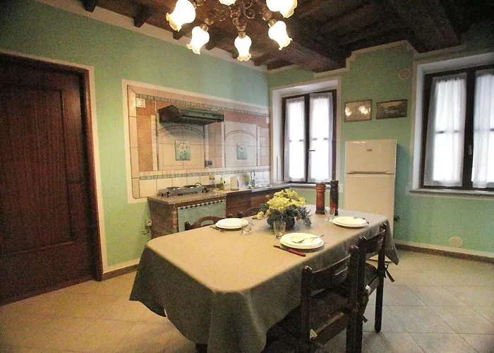 La Rocca Di Efisio 公寓式酒店 科斯蒂廖莱达斯蒂