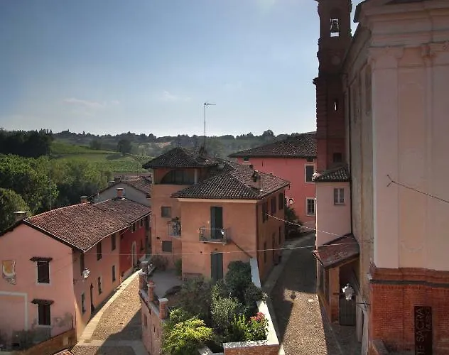 La Rocca Di Efisio 公寓式酒店 4*